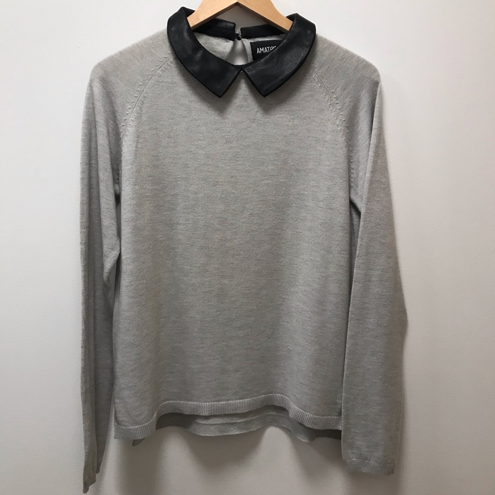 Amator collection sweater